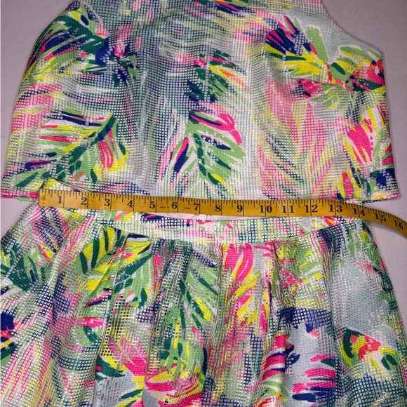 Lilly Pulitzer Colorful Tropical Print Teo Piece Set Size 4. - Picture 11 of 12